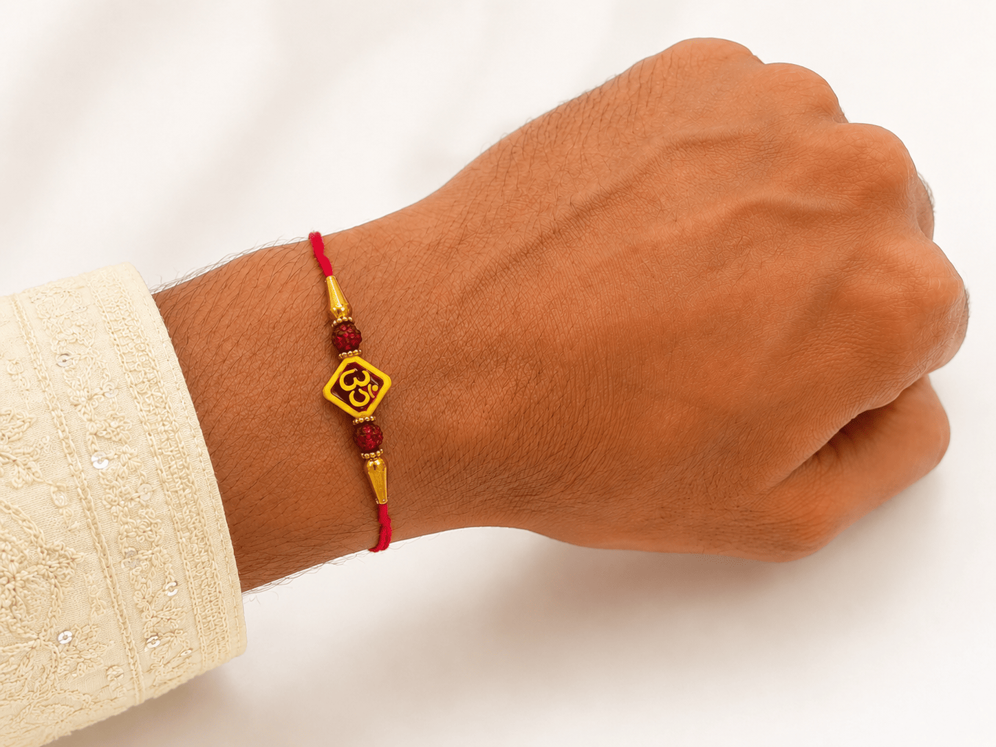 om-symbol-premium-rakhi1 om-symbol-premium-rakhi